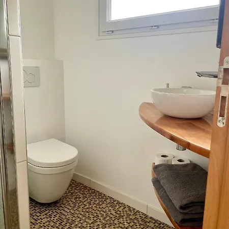 Les Pinsons شقة لا سيوتا